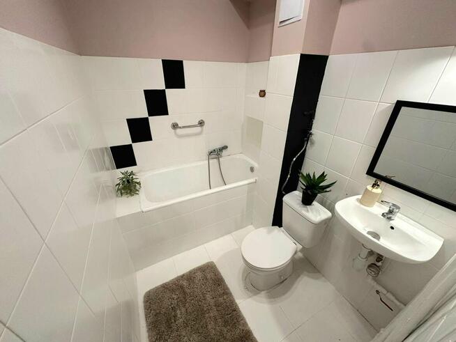 Urocza Kawalerka tuz obok Manufaktury i Placu Wolności