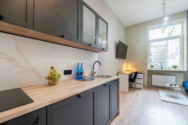 Czysty Zysk obok Dworca Fabrycznego! Piękna Kamienica