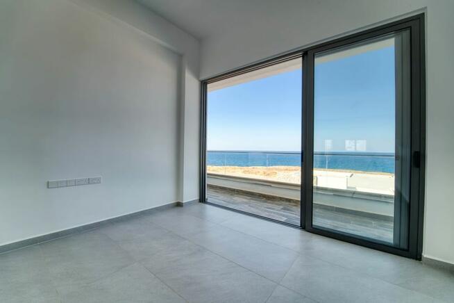 4-pokojowy penthouse 114 m² z basenem na dachu