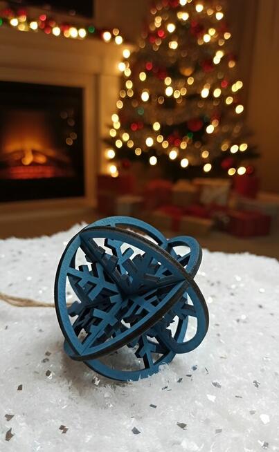 Drewniana Ażurowa Bombka 3D - Śnieżka, Śnieżynka