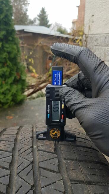 Opona całoroczna Dunlop SP Sport 5000 225/40 R18