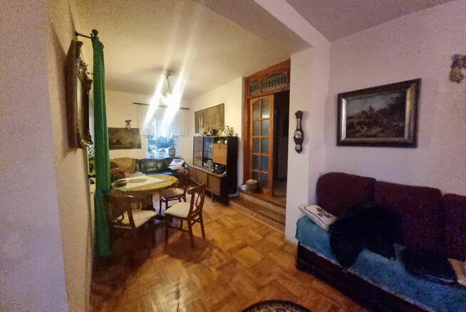 Dom wolnostojący z garazem i dużym ogrodem