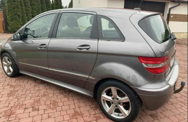 Sprzedam MERCEDEs-BENZ B klasa