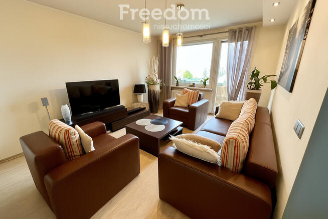 Jasne i przestronne mieszkanie z widokiem