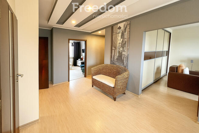 Jasne i przestronne mieszkanie z widokiem