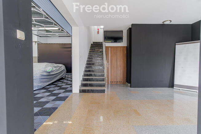 Obiekt magazynowo-biurowy przy autostradzie A4!