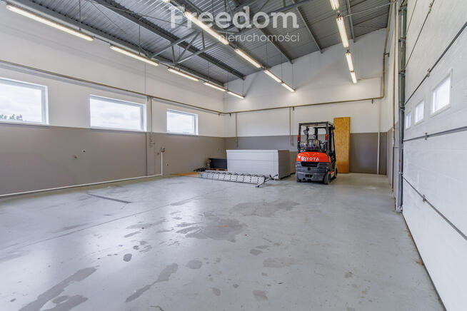 Obiekt magazynowo-biurowy przy autostradzie A4!