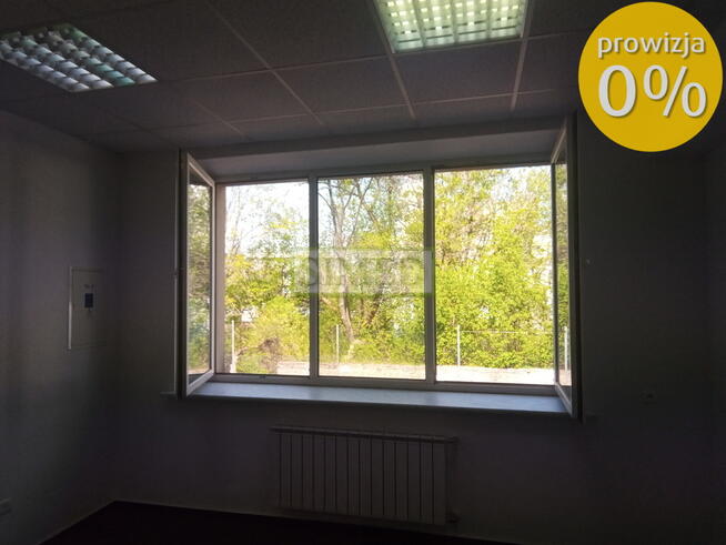 Dostep24h,recepcja,ochrona,poczekalnia,wys 3m .