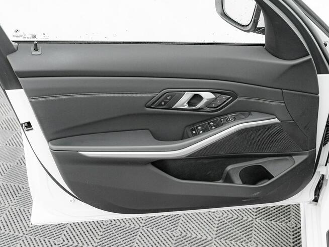 WJ1061L#320d xDrive mHEV Advantage Podgrz.f Cz.park Salon PL VAT23%