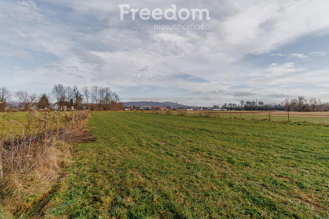 Działka budowlana z częścią rolną w Lusławicach!
