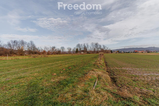 Działka budowlana z częścią rolną w Lusławicach!
