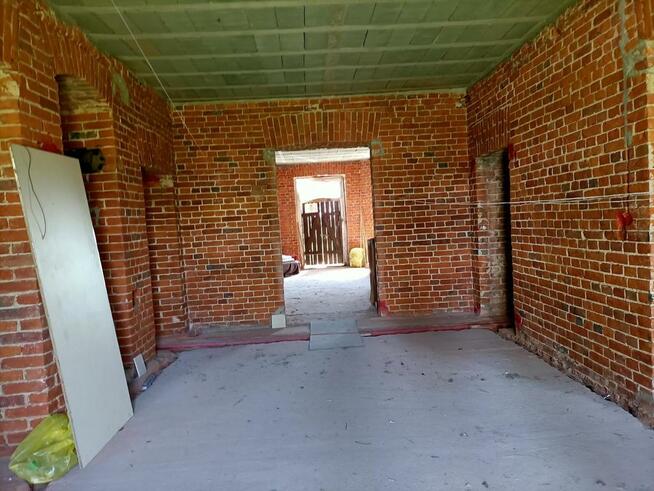 Zabytkowy dworek z przełomu XIX i XX w. w Świdniku