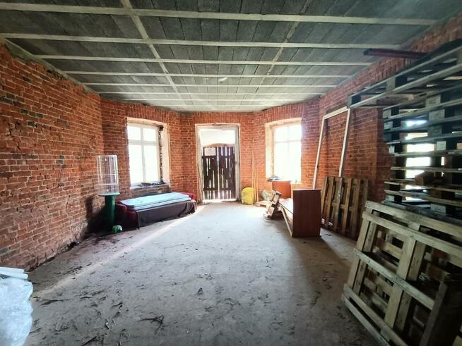 Zabytkowy dworek z przełomu XIX i XX w. w Świdniku