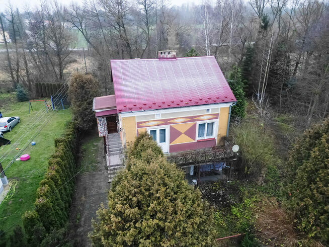 Dom - 137,8m2, działki 2273m2 - Ćmielów