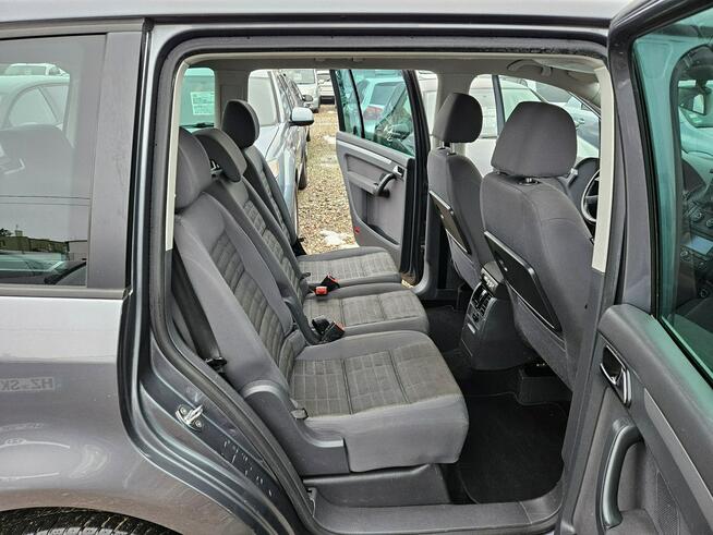 Volkswagen Touran Opłacony Zdrowy Zadbany Serwisowany Klima Navi 7osob 1Wł Po Serwisie