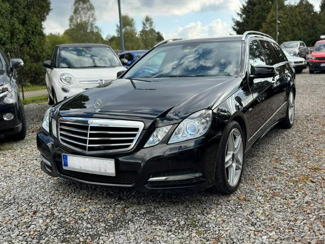 Mercedes E 220 E 2012 avantgarde SKÓRA nowy silnik 4-matic