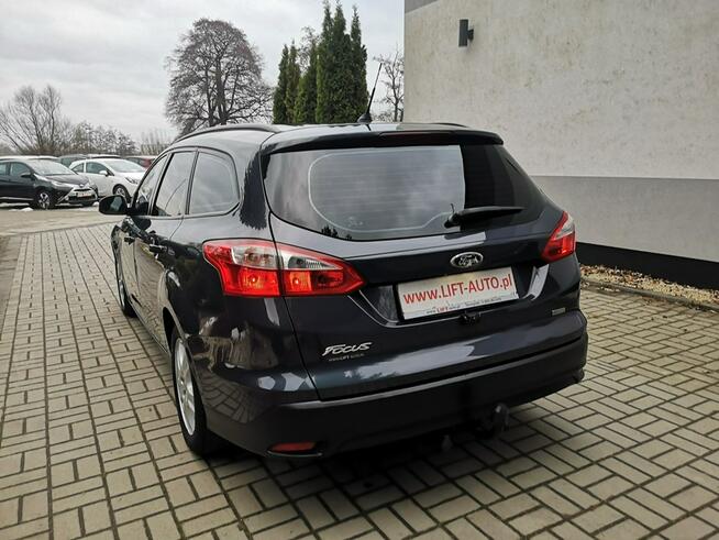 Ford Focus 1.0 12V 125KM Klimatronik Halogeny Isofix HAK Gwarancja