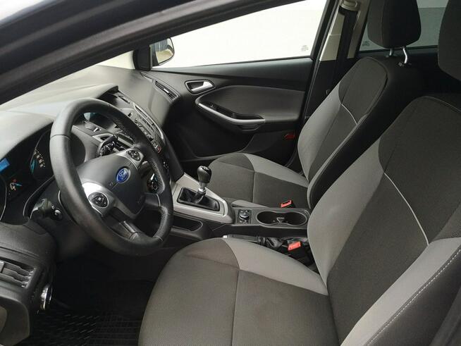 Ford Focus 1.0 12V 125KM Klimatronik Halogeny Isofix HAK Gwarancja