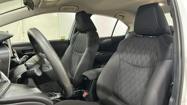 Toyota Corolla 1.8 Hybrid GPF Active sedan