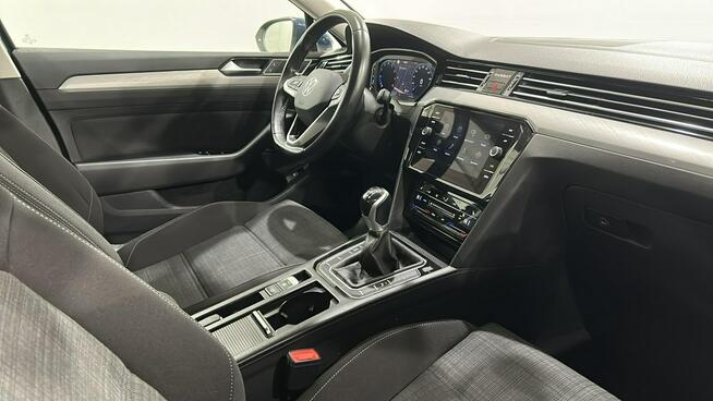 Volkswagen Passat 1.5 TSI EVO Business Sedan