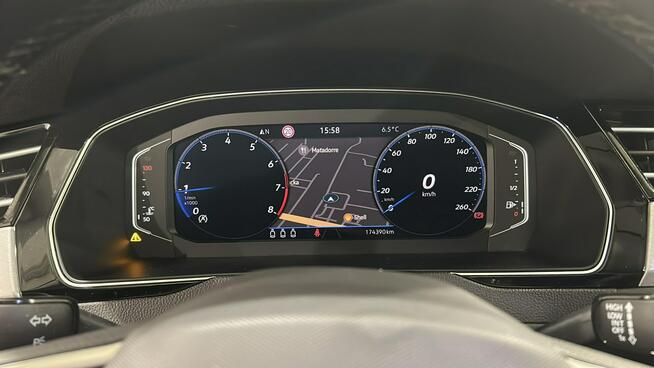 Volkswagen Passat 1.5 TSI EVO Business Sedan