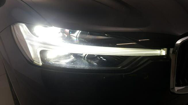 Volvo XC 60 B5 B AWD Core ! Z Polskie Salonu ! Faktura VAT !