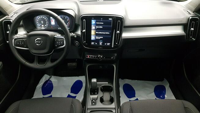Volvo XC 40 T3 Momentum Pro! Z Polskiego Salonu ! Faktura 23% !