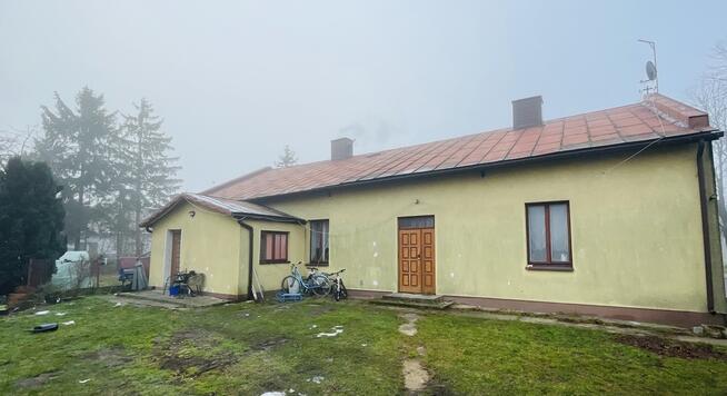 Dom z potencjałem na dużej działce.