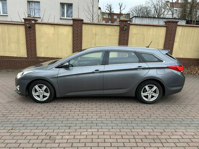 Hyundai i40 1.6 benzyna bezwypadkowy niski przebieg super stan