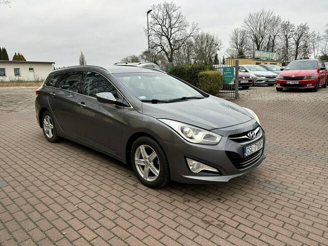 Hyundai i40 1.6 benzyna bezwypadkowy niski przebieg super stan