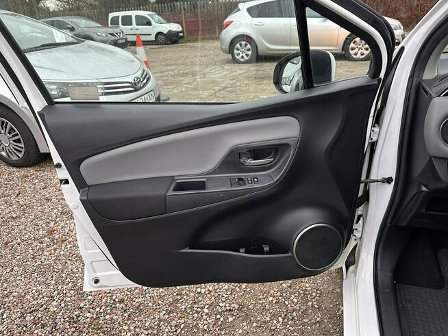 Toyota Yaris 1.3 benz 99KM|Klima|Isofix|Salon PL|IWŁ|Zamiana|Kredyt|Faktura VAT 23%