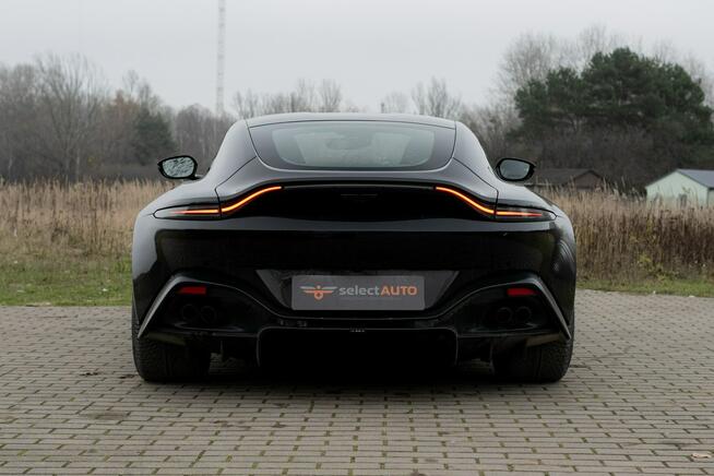 Aston Martin Vantage