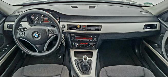 BMW 318 Śliczny stan! LIFT! Nowy rozrząd i dwumasa! Zamiana też! Hak !