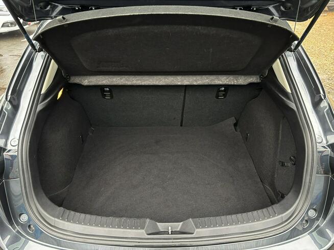 Mazda 3 2.0 benzyna Nakama 165km kamera BI-XENON skóra NAV serwis 2017