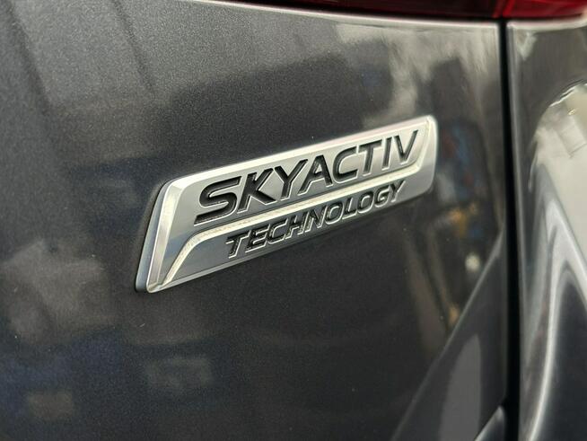 Mazda 3 2.0 benzyna Nakama 165km kamera BI-XENON skóra NAV serwis 2017