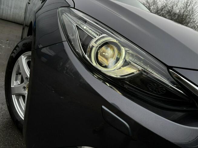 Mazda 3 2.0 benzyna Nakama 165km kamera BI-XENON skóra NAV serwis 2017