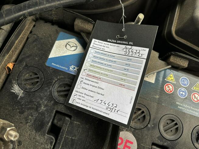 Mazda 3 2.0 benzyna Nakama 165km kamera BI-XENON skóra NAV serwis 2017