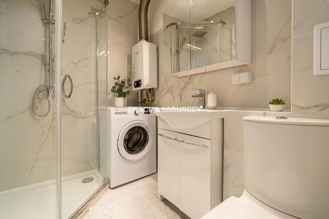 Mieszkanie Kraków Krowodrza, Gramatyka