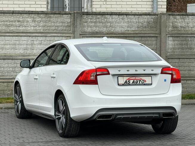 Volvo S60 2,0D3 136KM Lift/Ledy/Navi/Xenony/PDC/Serwisowany/Alu19