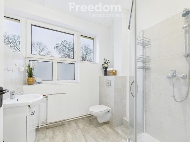 Lokal + mieszkanie w Kwadracie, centrum Pruszcza