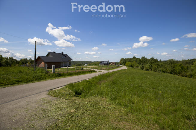 Działka z WZ, media, las 4 km od Rzeszowa