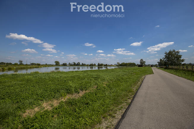 Działka 6,33 ha obok pola golfowego Trzciana