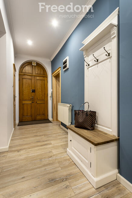 91 m² w kamienicy po remoncie – centrum