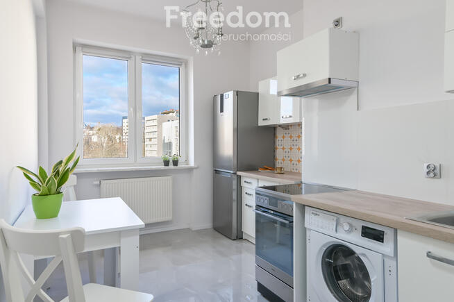 Jasne 2 pokojowe mieszkanie w centrum Gdyni