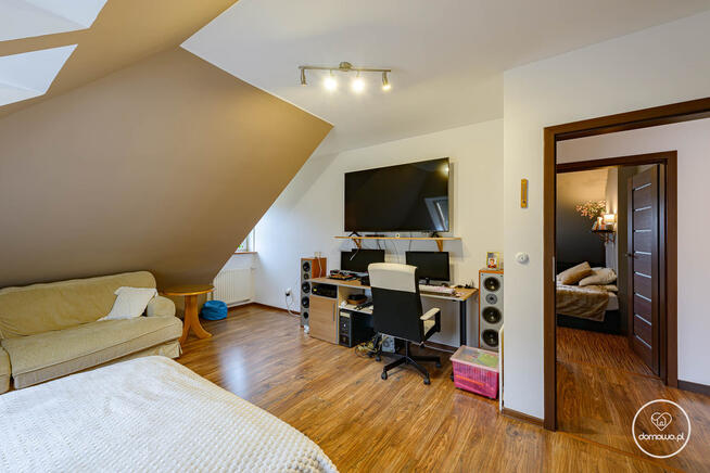 SKRZESZEW | 2011r. | 180 m2 | DZIAŁKA 700m2 | PKP