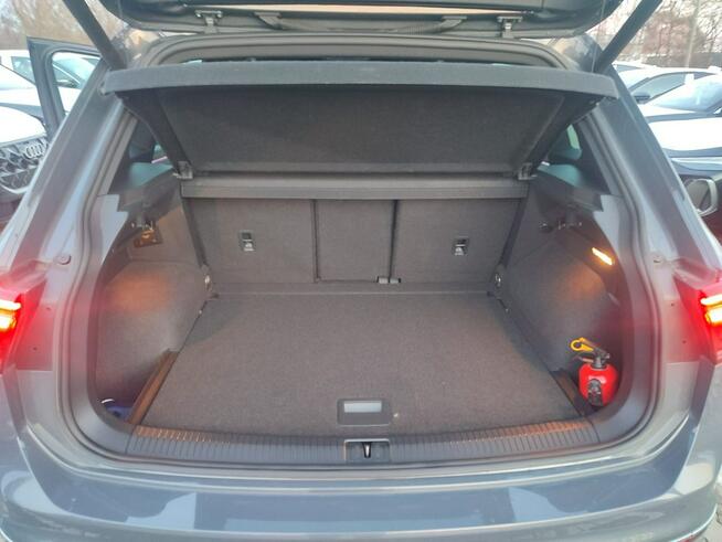 Volkswagen Tiguan Krajowy fv23 4x4 kamery 360
