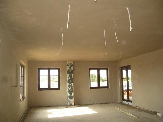 Wylewanie posadki z mixokreta