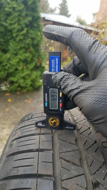 Opona całoroczna Dunlop SP Sport 5000 225/40 R18