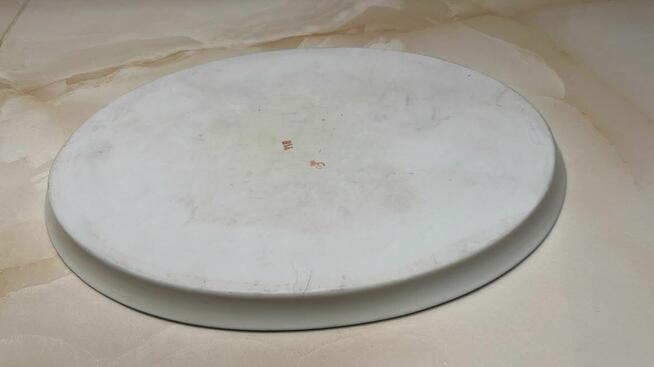 Patera z czarnymi tulipanami. Półmisek. Sygnatura numerycz