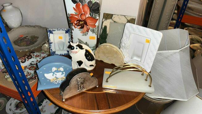 Listownik Art Deco na podstawie z jasnego marmuru- onyks